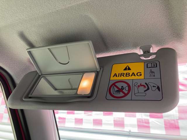 ミラー付きサンバイザー