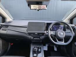 ノートの運転席周りの画像です。興味がわいて来ませんか？ゆっくり、じっくりご覧下さい。