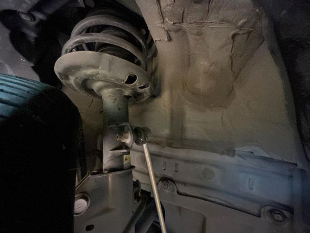 下回りがきれいなうちに、防錆加工の施工がオススメ。降雪地域はもちろん、沿岸部にお住いの方や、趣味でマリン・ウィンタースポーツをされる方にご好評いただいております。