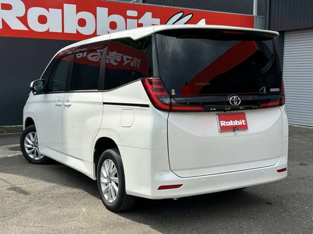 現車確認、ご来店ご希望のお客様はご予約頂くと、スムーズにご案内可能です。（商談中の可能性もございます。）