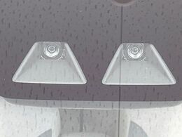 【スマートアシスト】走行中に前方の車両等を認識し、衝突しそうな時は警報とブレーキで衝突回避と被害軽減をアシスト。より安全にドライブをお楽しみいただけます。