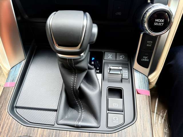 トヨタ ランドクルーザー300 3.5 ZX 4WD 2025年 15キロ (北海道