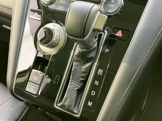 国産車から輸入車まで多様なお客様のニーズのお応えできるように、全国規模で豊富な在庫展開！車のことならWECARSへ！