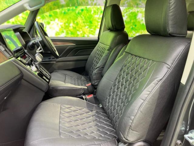 WECARSでは各商談席に大型モニターをご用意しております！見やすい大画面でゆったりと全国の在庫をご覧いただけます！是非ご来店お待ちしております！