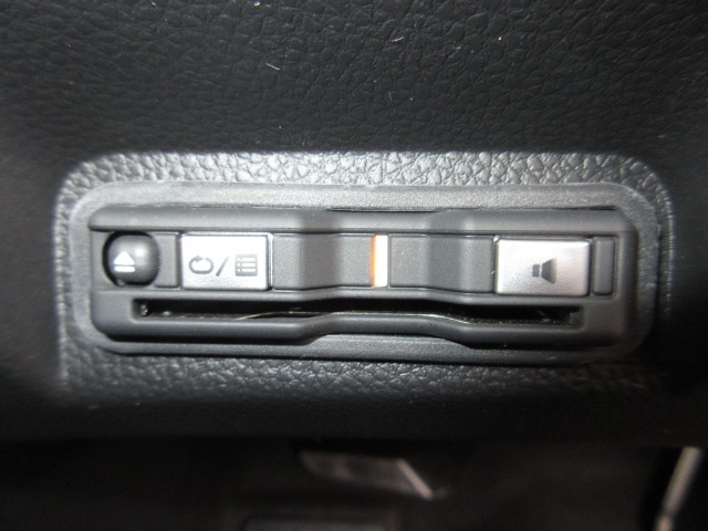 今や必需品のETCが付いています！ETCを使えば土日祝日割や深夜割などのメリットを受けることができます。（※注、ETCセットアップ費用は含まれておりません。別途必要となります。