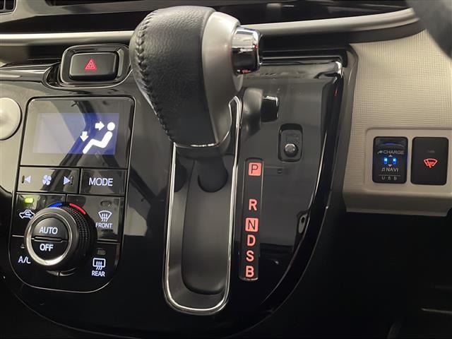 気になる車はお電話やメールで当店にお問い合わせください。なお、お電話での在庫の取り置きはできません。ご来場の際は、商談が重なる事が増えていますので事前に在庫有無をご確認くださいませ。