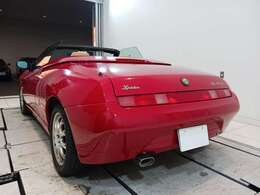 お車のスペックや燃費、装備に関するご質問もお待ちしております。専門知識のあるスタッフがご対応いたします。