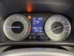 ・4WD・社外オーディオ（FH-3100）・CD/USB/AUX・プッシュスタート・スマートキー・オートライト・衝突被害軽減ブレーキ・前後誤発進抑制機能・先行車発進お知らせ・盗難防止装置・アイドリングストップ
