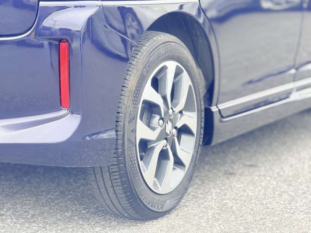 全国納車承ります！全国の方にご安心して乗って頂けるよう車両詳細写真を直接お送りすることも可能です。お気軽にお申し付けください。