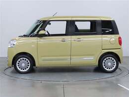 内外装に加えエンジンルームを徹底クリーニングする「まるまるクリーニング」を実施済み！