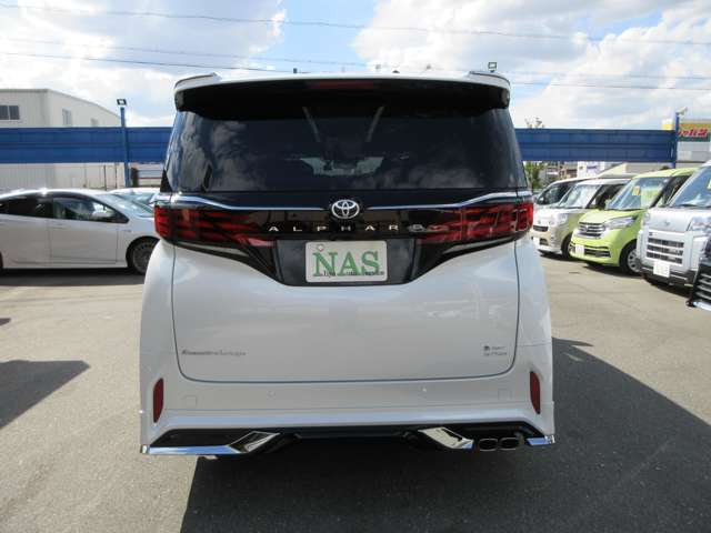 パノラミックビューモニター＆クリアランスソナーも装備されているので、運転が苦手な方でも安心です☆ご来店・お問合せお待ちしております♪フリーダイヤル0120-218-158（ニイヤ・イコヤ）まで♪