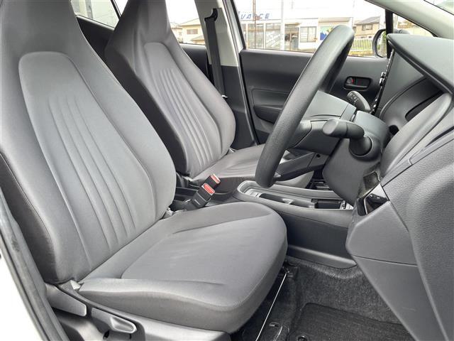 【1列目シート】もちろん車内はキレイです♪よりクリーンな状態をキープしたいお客様には『シート撥水コーティング』がおすすめ！除菌・消臭に効果を発揮し多くの方にご好評いただいております。
