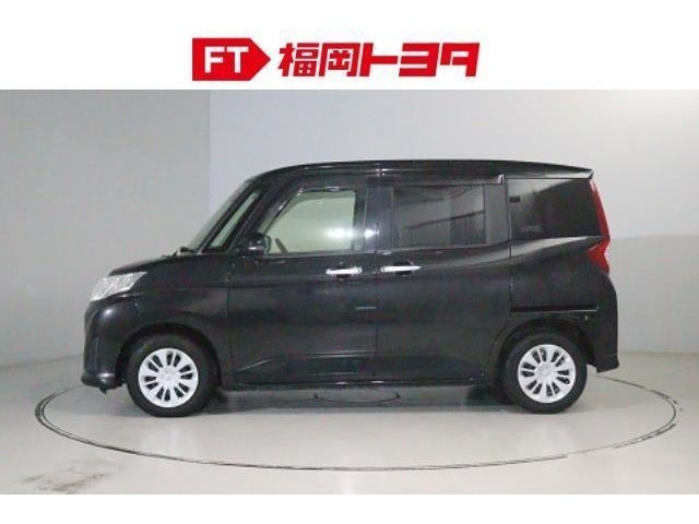 トヨタ認定中古車、評価4相当。キズ、へこみが少なく全体的に良好です。