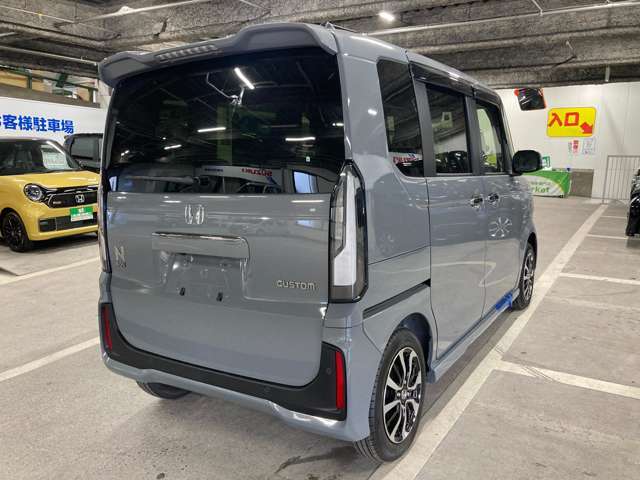 軽自動車はランニングコスト（維持費）が安く、大変乗りやすくなっております。