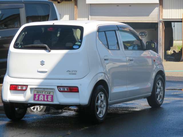 リアワイパー付きです。