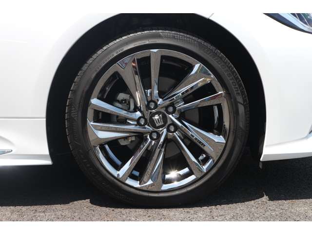 ●当社でお勧めしているあいおいニッセイ同和損保の自動車関連の各種保険商品をご紹介します。お問合せ、ご来店の際は保険募集人資格を持った専属の担当者が詳しくご説明いたします。お気軽にお問い合わせください。