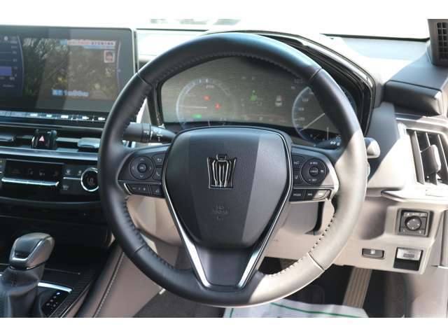 ●自動車評価会社（株）AISの評価を受けて展示しています。お車の状態は鑑定書でご確認いただけますので、ご遠方のお客様にも安心してお買い求めいただいています。