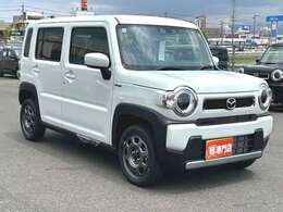 新車と同様の保証（有料）がつけられます。また各地域の店舗に最新の大型整備工場とプロメカニックが常駐しておりアフターメンテナンスもお任せください。