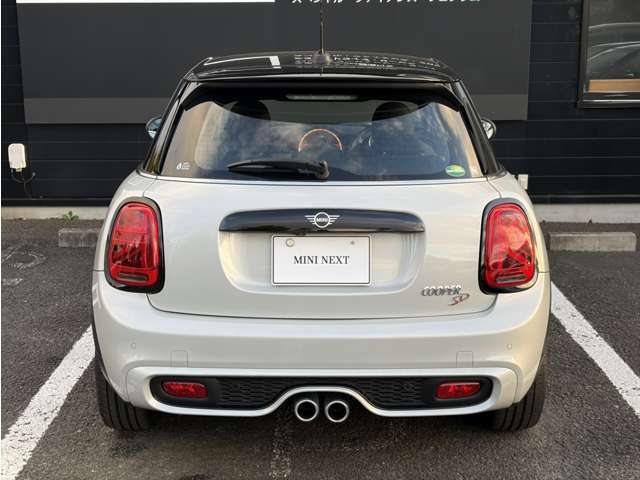 センター2本出しマフラーです！