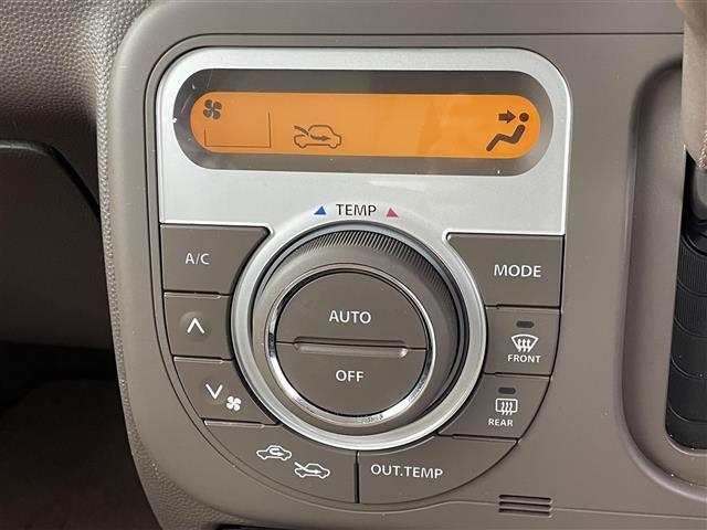【オートエアコン】車内温度を感知して自動で温度調整をしてくれるのでいつでも快適な車内空間を創り上げます！