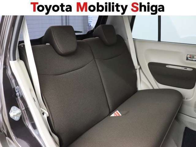 広く開放的な居住スペース。シートクッションの座り心地もいっそう快適です。