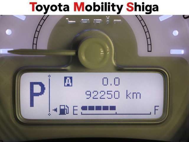 写真撮影時の走行距離です。メーカー、年式を問わず走行距離無制限、1年間安心の無料保証付き！その他にも有料になりますが、最大3年間の長期保証もご用意しております。詳しくはスタッフまでお尋ねください。