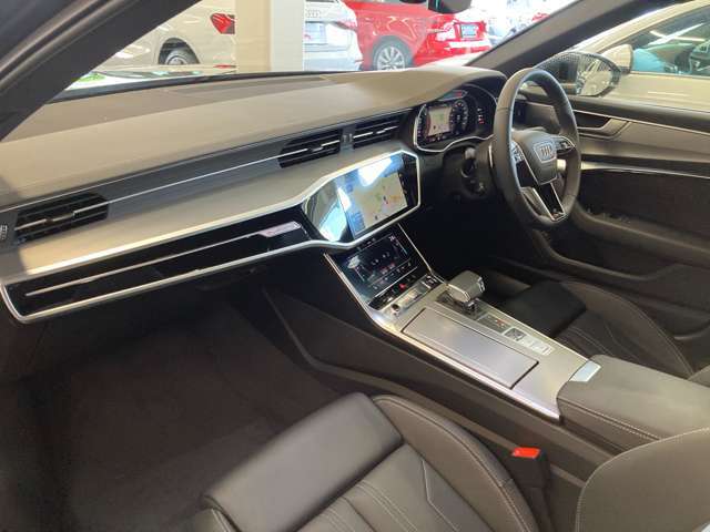 Audi認定中古車Sローン＝車両本体価格の一部を据え置くことで月々のお支払いを軽減。信頼のAudi認定中古車に買い易さとゆとりをご提供します