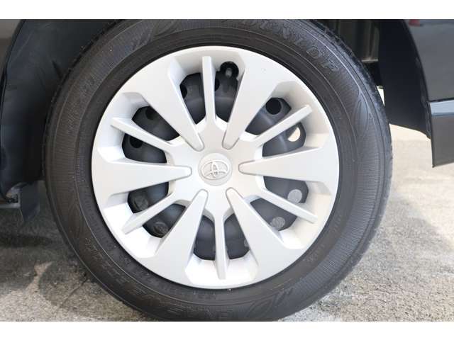 14インチスチールホイール（フルホイールカバー）＋165/65R14（DUNLOP製エナセーブEC300＋）タイヤ装着※残り溝：フロント2mm・リヤ4mm