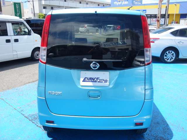 遠方納車もお任せください。ネットワークを活かし全国へお届けいたします。お住いの地域により陸送費用が異なりますので、スタッフまでお問い合わせください。