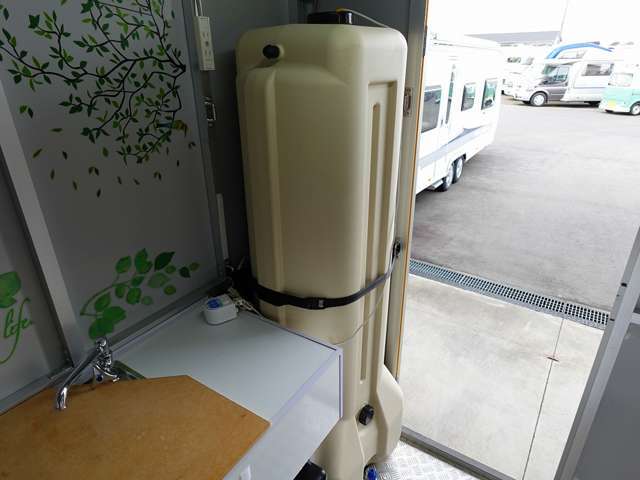 給水200Lタンク！