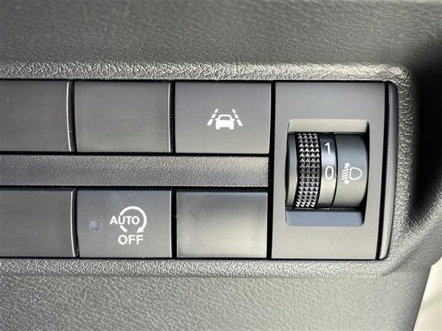 【運転席操作部】快適なドライブを楽しむための機能が装備されています！運転席から触れるので、使いやすいです！除菌プランいれていただくと、さらに清潔で安心していただけます！