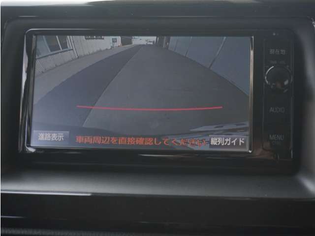 ◆バックカメラ◆リバースにするだけで映ります、後方の安全確認や、狭い駐車場での車庫入れ、雨の日や夜間など視界の悪い時に便利です！安全にバックする為には欠かせない装備です。