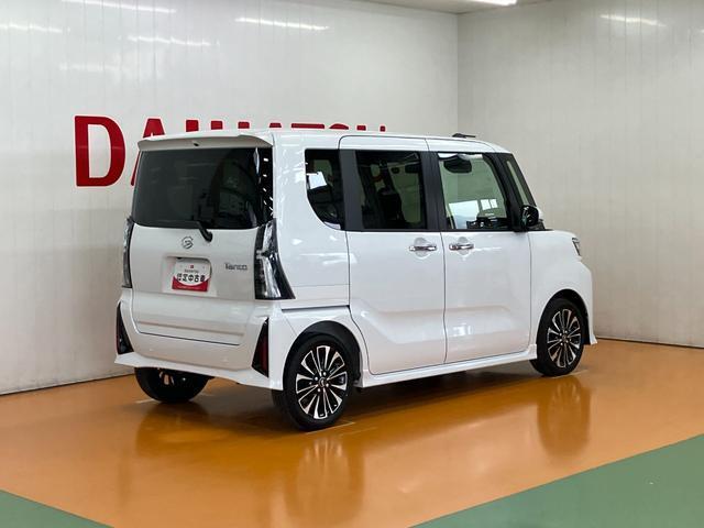 右後ろから