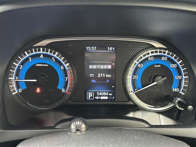 【スピードメーター】メーターがシンプルで見やすく運転しやすいですね！