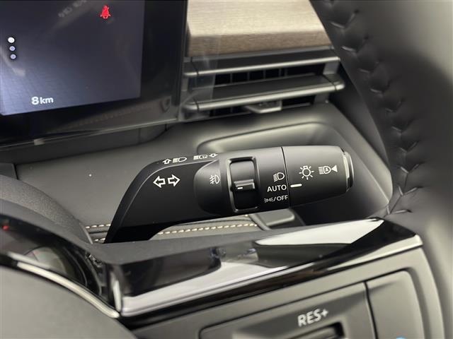 【運転席操作部】快適なドライブを楽しむための機能が装備されています！運転席から触れるので、使いやすいです！除菌プランいれていただくと、さらに清潔で安心していただけます！