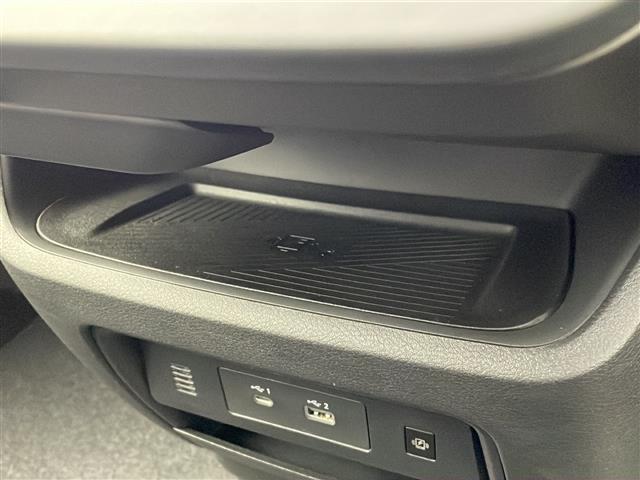 【運転席操作部】快適なドライブを楽しむための機能が装備されています！運転席から触れるので、使いやすいです！除菌プランいれていただくと、さらに清潔で安心していただけます！