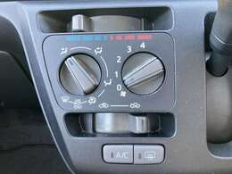 マニュアルエアコン