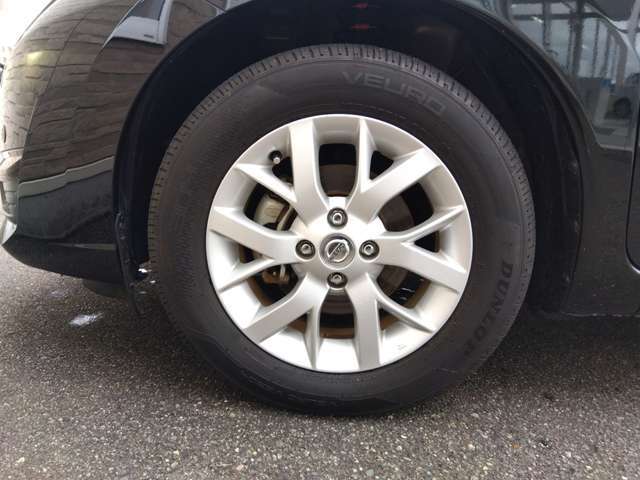 ☆禁煙車☆全周囲カメラ☆エマージェンシーブレーキ☆純正SDナビ☆フルセグTV☆Bluetooth☆スマートルームミラー☆クリアランスソナー☆LEDヘッドランプ☆ハーフレザーシート☆ETC☆