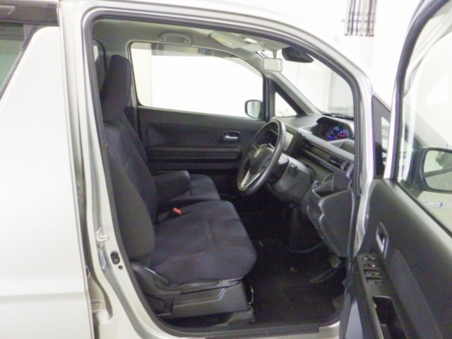 【禁煙表記について】　タバコを含めた車内のニオイに関しては、個人の主観となる為、ご来店時にお客様に確認して頂いておりますので、ご了承下さい。