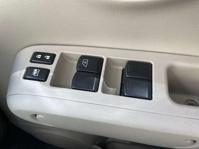 お見積りや車の状態など、お気軽にお問い合わせください 『一期一会』をモットーに日々、活動しておりますので宜しくお願い致します。
