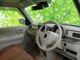 「この車の写真をもっと見たい」「状態が気になる」「この装備はついている？」どんな小さな疑問でもお気軽にお問い合わせください！