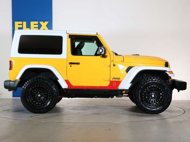 サイドステップ付きで乗り降り楽々！