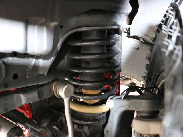 足回りは、ご覧の通りです！