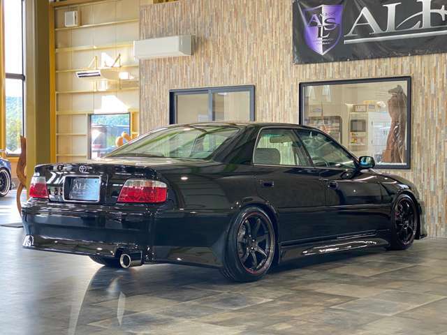 ☆100系チェイサー　新規全塗装施工　修復歴無　AT車　2,000cc☆