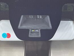 【スズキ　レーダーブレーキサポート】走行中に前方の車両等を認識し、衝突しそうな時は警報とブレーキで衝突回避と被害軽減をアシスト。より安全にドライブをお楽しみいただけます。