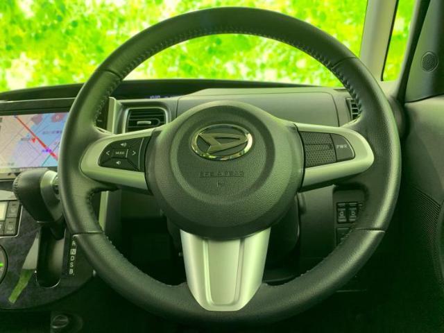 WECARSの展示場では実際に見て、触ってお車をお選びいただけます！知識の豊富な営業スタッフが様々なカーライフをご提案いたします！