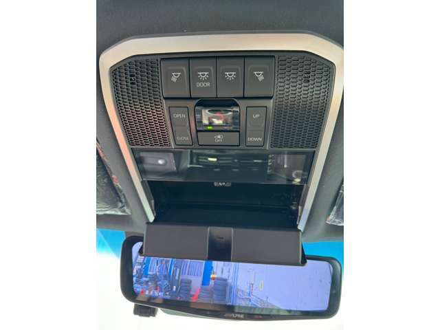 トヨタ ランドクルーザー300 3.5 ZX 4WD 2023年 800キロ (徳島県