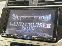 【BIG-Xナビ】人気の大画面BIG-Xナビを装備。専用設計で車内の雰囲気にマッチ！ナビ利用時のマップ表示は見やすく、テレビやDVDは臨場感がアップ！いつものドライブがグッと楽しくなります♪