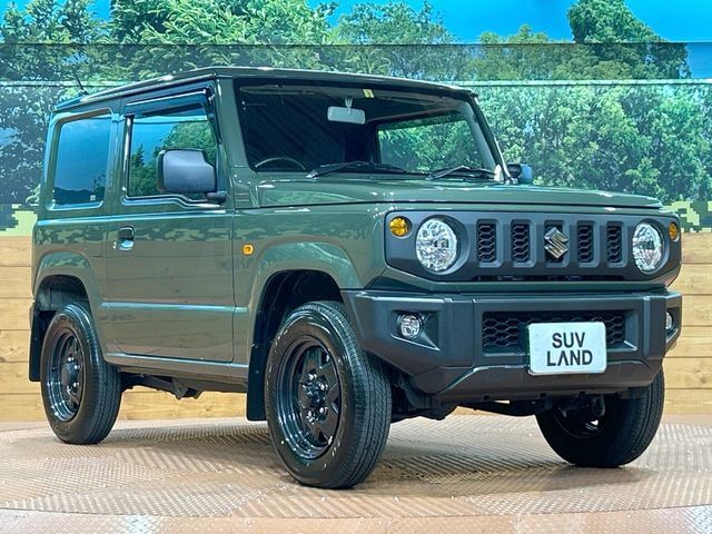 大好評のボディコーティング「弾スプラッシュコート」もご納車までに施工可能。通常のガラスコートと異なる、耐久年数6年の無機質ガラスコーティングが、ボディをキレイな状態に保ってくれます。