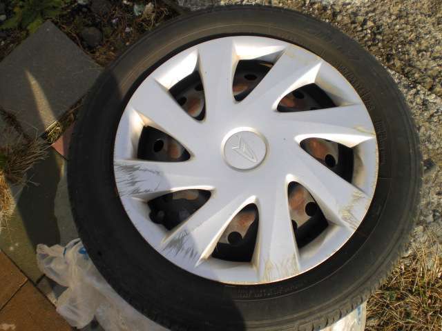 積み込みで夏タイヤ4本あります